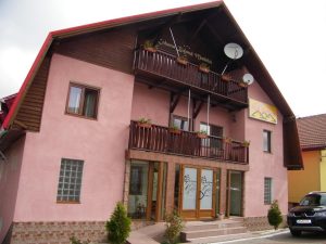 Top 5 hoteluri in Petrosani - Cabana Bujor de munte